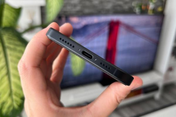 Apple iPhone 16 Plus: Baterie cu 300 mAh mai mare, ideală pentru binging 