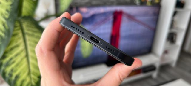 Apple iPhone 16 Plus: Baterie cu 300 mAh mai mare, ideală pentru binging 