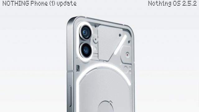 <b>Nothing Phone (1) primește actualizarea la Android 14; Noutăți în Nothing OS 2.5</b>Nothing Phone (1) primește astăzi actualizarea la Android 14, odată cu lansarea Nothing OS 2.5. Acest update vine cu o mulțime de caracteristici noi și îmbunătățiri, după cum ne așteptam. 
