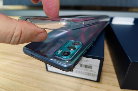 Motorola Moto G60 - Unboxing: Motorola-Moto-G60_015.jpg