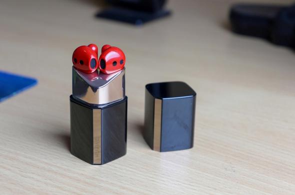 Huawei FreeBuds Lipstick - Unboxing: Lipstick_003.jpeg