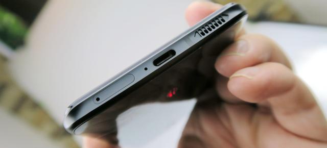 Nubia Red Magic 6s Pro: Baterie mai generoasă cu binging-ul de filme, decât cu gaming-ul