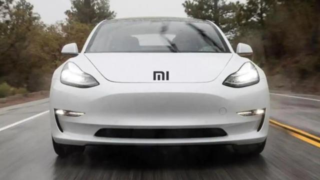 <b>Xiaomi are peste 500 de angajați în cadrul departamentului auto; Primul automobil va sosi în 2024</b>În această săptămână, Xiaomi a dezvăluit situația financiară pe trimestrul al treilea din anul 2021. Tot din același document aflăm că producătorul are 13.919 angajați în cadrul centrului R&D, iar peste 500 dintre aceștia lucrează în prezent în cadrul