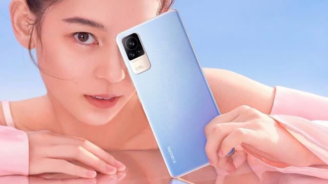 <b>Xiaomi 12 Lite și 12 Lite Zoom au dezvăluite câteva dintre dotări; Ar debuta în martie 2022</b>Xiaomi urmează să anunțe prima „tranșă” de telefoane din seria Xiaomi 12 la sfârșitul acestei luni, pe 28 decembrie. Apar însă detalii prin intermediul publicației Xiaomiui și despre alte modele din familia Xiaomi 12. Vorbim azi despre terminale