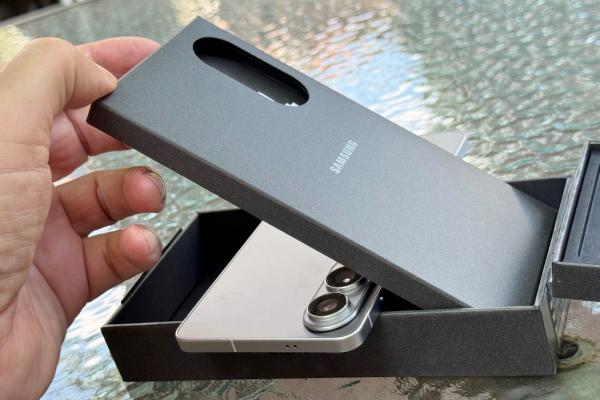 Samsung Galaxy S25 Edge - Unboxing