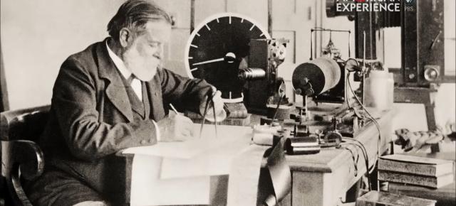 Știați că: azi se împlinesc fix 131 de ani de la prima vizionare individuală de conținut; Filmele și serialele pe Netflix văzute azi în VR repetă ideea din Kinetoscopul lui Edison