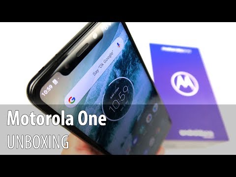 Motorola One Video Unboxing în Limba Română (Telefon Android One cu cameră duală, design nou)
