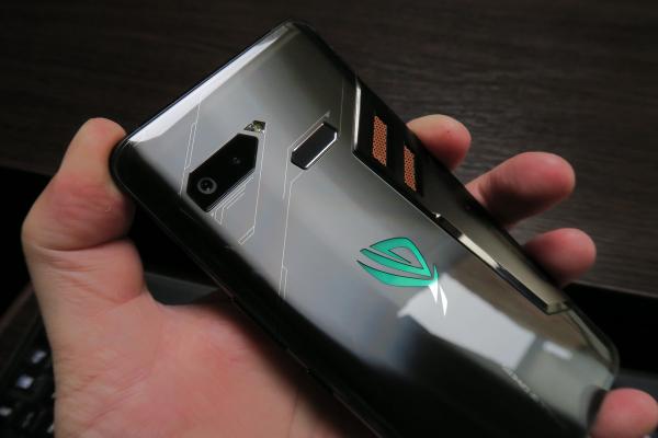ASUS ROG Phone - Fotografii Hands-On