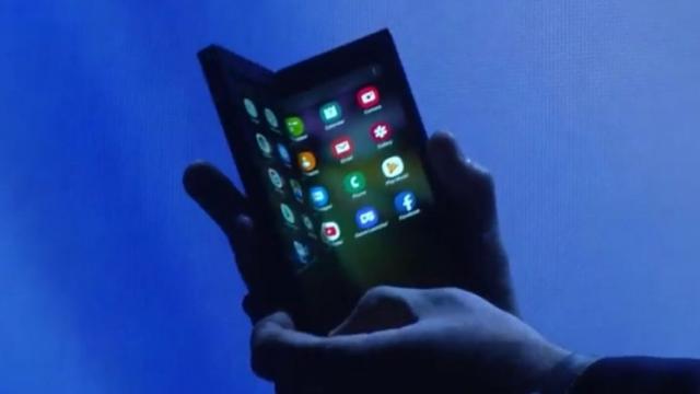 <b>CEO-ul Samsung Mobile, DJ Koh îşi pariază cariera pe Galaxy S10 şi pliabilul Galaxy F</b>Începutul săptămânii ne-a adus multe știri despre Samsung și viitoarele terminale, iar acum pe seară aflăm și câte ceva despre planurile producătorului sud-coreean. Aparent, cariera actualului CEO va depinde mult de Galaxy S10 și de telefonul