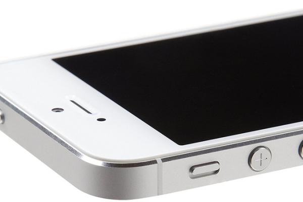 Ai iPhone 5? Din noiembrie ai putea pierde unele funcţionalităţi vitale ale sale, dacă nu îl actualizezi