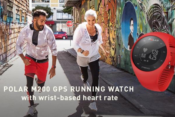 Polar M200 este un nou smartwatch destinat sportivilor; vine cu scanner de puls și costă 149 dolari (Video)