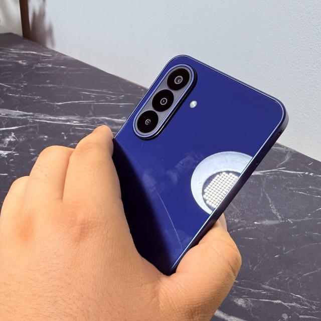 Samsung Galaxy A27 5G: cameră principală performantă ziua, senzori secundari limitați