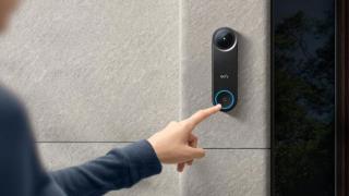 Interfon cu VR, cine a mai auzit de așa ceva? Eufy S4 te lasă să „privești în jur” când sună cineva la ușă