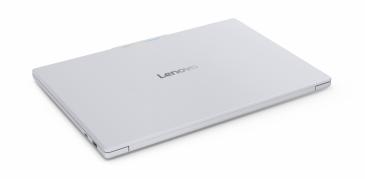 Lenovo anunță primul său Googlebook, un laptop de 15 inch ușor și elegant, ce promite experiențe AI premium