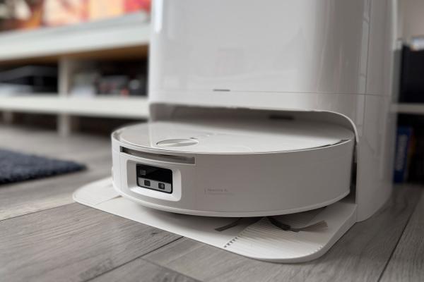 Roborock Qrevo Edge 2 Flow Review: maxim de performanță, minim de efort pe un aspirator robot de 35000 Pa și cu rolă mop