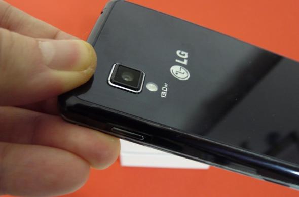 LG Optimus G unboxing: interfață interesantă, cutie cu textură de material textil (Video): p1310205jpg.jpg