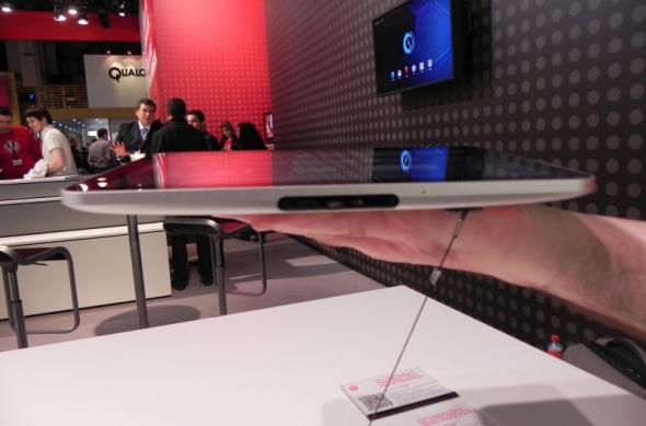 MWC 2011: Motorola Xoom, o tabletă spectaculoasă pe care am putut-o vedea În acțiune la MWC (Video): dscn3697jpg.jpg