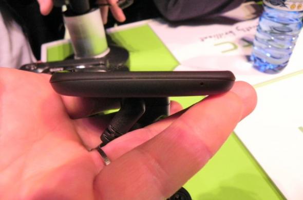 MWC 2012: HTC One S preview, cel mai subțire telefon analizat la cald (Video): dscn9953jpg.jpg