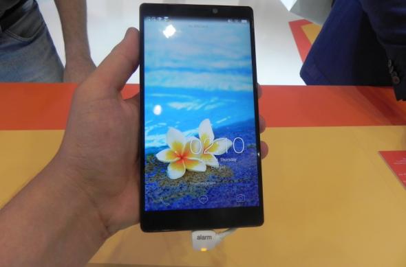 IFA 2014: Lenovo Vibe Z2 Pro hands on - flagship super high end, quad HD cu design metalic (Video): dscn9492jpg.jpg