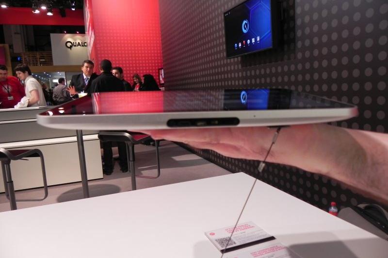MWC 2011: Motorola Xoom, o tabletă spectaculoasă pe care am putut-o vedea În acțiune la MWC (Video): dscn3697jpg.jpg