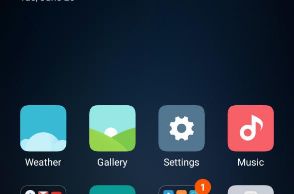 Xiaomi Redmi 4 - Screenshots: Screenshot_2017-06-20-13-35-22-077_com.miui.home.jpg