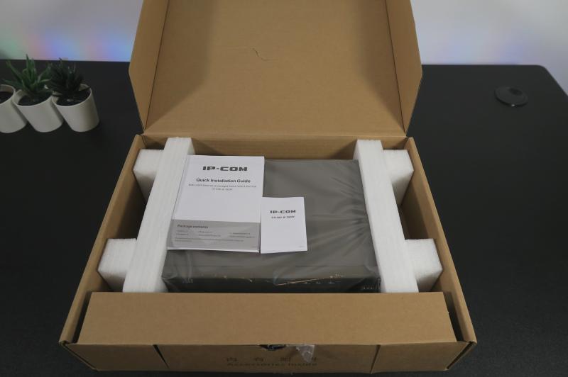 IP-COM G1110P-8-150W - Unboxing: Switch IP-COM 20.jpg