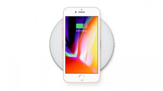 <b>iOS 11.3 Beta 2 aduce noul manager pentru baterie unde avem detalii despre uzura acumulatorului</b>Apple ne-a promis că odată cu trecerea la iOS 11.3 vom avea parte și de funcții speciale incluse în software prin care vom putea vedea starea de uzură a bateriei și decide dacă vrem să avem parte de performanță maximă cu prețul unor 