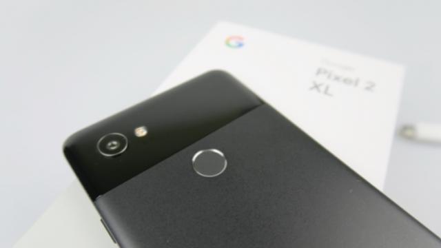 <b>IDC afirmă că livrările de terminale Pixel s-au dublat în 2017; Pe de altă parte, Essential a vândut doar 88.000 telefoane anul trecut</b>Prin intermediul directorului de cercetare IDC și anume Francisco Jeronimo, aflăm astăzi câteva informații interesante referitoare la vânzările înregistrate anul trecut în zona smartphone. Astfel descoperim că livrările de terminale Pixel s-au 