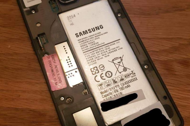 Prototip Samsung Galaxy S6 Edge: Prototip-Galaxy-S6-Edge_001.jpg