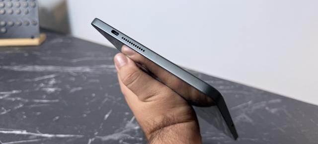 REDMAGIC Astra 2: Bateria de 8300 mAh se descarcă mai rapid decât speram, dar recuperează la încărcare