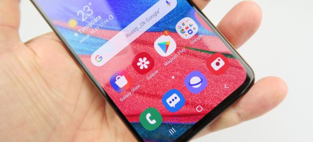 Samsung Galaxy A40 Review în Română