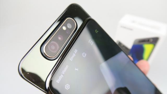 <b>Samsung Galaxy A80 Unboxing: telefonul cu cea mai robotizată cameră rotativă este aici, la debutul european (Video)</b>Fix pe 1 iulie Samsung Galaxy A80 a debutat în Europa şi fix în acea zi a şi ajuns pe masa noastră de teste. Inaugurează încă un tip de cameră selfie, unitate care combină mecanismul glisant cu cel rotativ