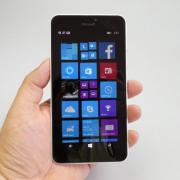 Microsoft Lumia 640 XL LTE Review: cel mai bun ecran de model Windows Phone, telefon ideal de luat la mare, dacă nu filmezi cu el... (Video)