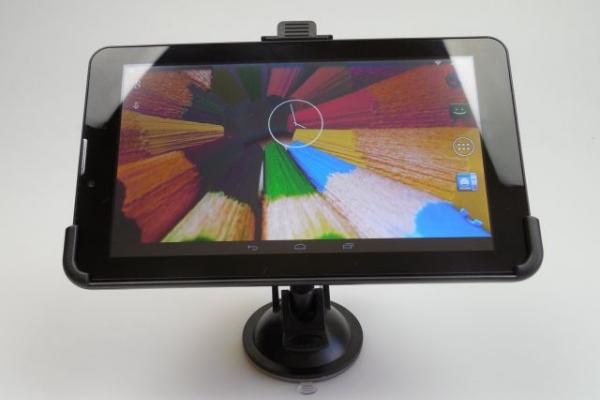 Evolio GO Fun 3G Review + Concurs: tableta GPS ideală pentru taximetrişti, cu ecran cam "tras pe dreapta" (Video)