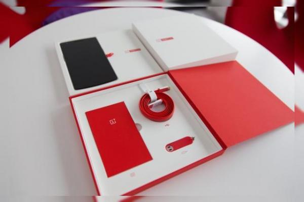 OnePlus One primeşte o reducere permanentă de preţ şi o ofertă Dropbox Pro