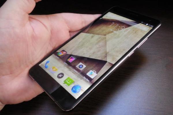 Allview P6 Qmax Review & Concurs: un phablet midrange bine construit, cu display de caliate și cameră ce putea fi mai bună (Video)