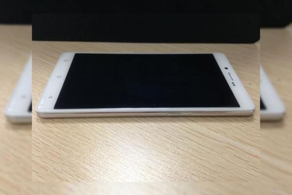 Mstar pregătește lansarea modelului S700 Pro; phablet cu 4 GB RAM și procesor Snapdragon 820