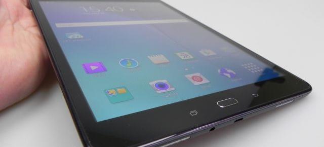 Samsung Galaxy Tab A 9.7 Review: tableta studentului urban, tentantă mai degrabă la un abonament (Video)
