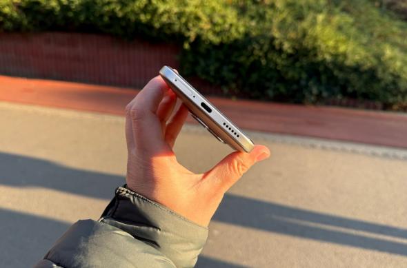 Redmi Note 15 Pro+ - Design(2): Redmi-Note-15-Pro-Plus-Design_002.jpg