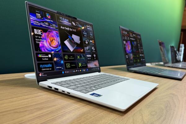 Acer Swift Go 14 / 16 AI - Fotografii CES 2026