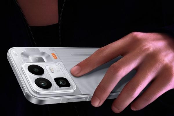 realme Neo8 - Fotografii oficiale