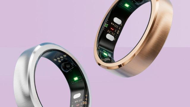 <b>CES 2026: Dreame lansează inele smart cu AI și funcții ECG; Intrare curajoasă în zona purtabilelor</b>Dreame pare că testează terenul în tot mai multe categorii tech. După ce anul trecut a adus pe piață baterii externe cu MagSafe pentru iPhone și a lăsat să se înțeleagă că lucrează la un smartphone, compania chineză cunoscută pentru aspiratoarele