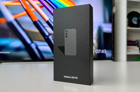 Samsung Galaxy S24 FE - Unboxing: Samsung-Galaxy-S24-FE-Unboxing_001.jpg