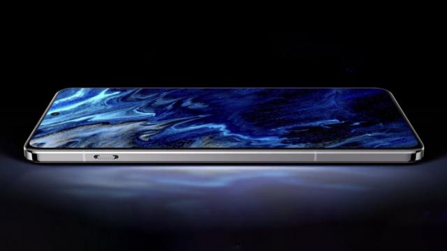 <b>Cât costă reparaţia unui OnePlus 13? Sume mai mici decât la iPhone!</b>Acum că OnePlus 13 s-a lansat în China, aflăm câteva detalii extra despre terminal. Spre exemplu am descoperit că s-au comandat deja 100.000 de unităţi la precomandă şi cât costă reparaţia. Aceste sume nu sunt speculaţii sau estimări