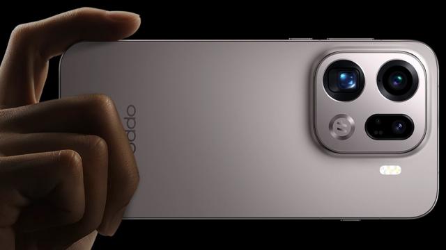 <b>Aroganţa optică: OPPO îşi compara telefonul cu o cameră de 11.000 de euro; Ce poate Find X9 Pro?</b>OPPO continuă să îşi promoveze viitorul telefon flagship, OPPO Find X9 Pro, de data asta cu un test... arogant. Vedem o comparaţie foto între OPPO Find X9 Pro şi o cameră de 11.000 de euro de la Hasselblad.