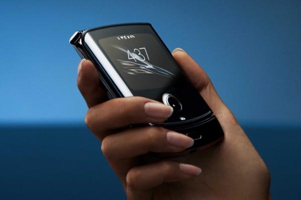 Preț și disponibilitate Motorola RAZR 2019 în România
