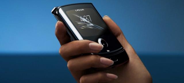 Preț și disponibilitate Motorola RAZR 2019 în România