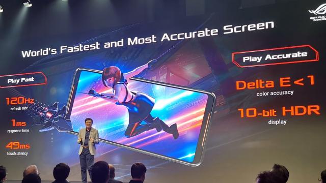 <b>ASUS anunţă ediţiile de ROG Phone II Ultimate şi Strix; Iată când ajung în România</b>ASUS a anunţat în această săptămână noi ediţii ale celebrului sau telefon de gaming, ASUS ROG Phone II. E vorba despre modelele Ultimate şi Strix. Ediţia Strix aduce 8 GB RAM şi 128 GB stocare şi va fi disponibilă pe piaţa locala din decembrie 2019.