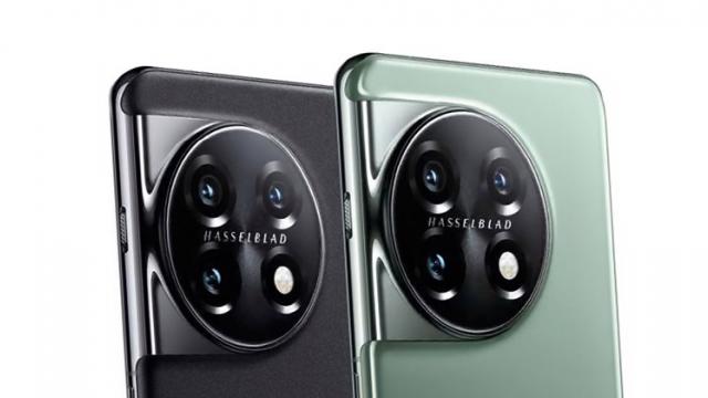 <b>OnePlus 11 apare în imagini oficiale înainte de lansarea din 2023, trimestrul 1</b>OnePlus 11 a primit deja scăpări sub formă de imagini cu săptămâni bune în urmă şi cam tot atunci am aflat că nu va exista un OnePlus 11 Pro, ci doar un OnePlus 11. Acum apar noi imagini cu terminalul cu promisiunea că "sunt randări
