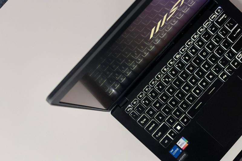 MSI Modern 14 C12M - Fotografii: MSI-Modern-14_012.jpg